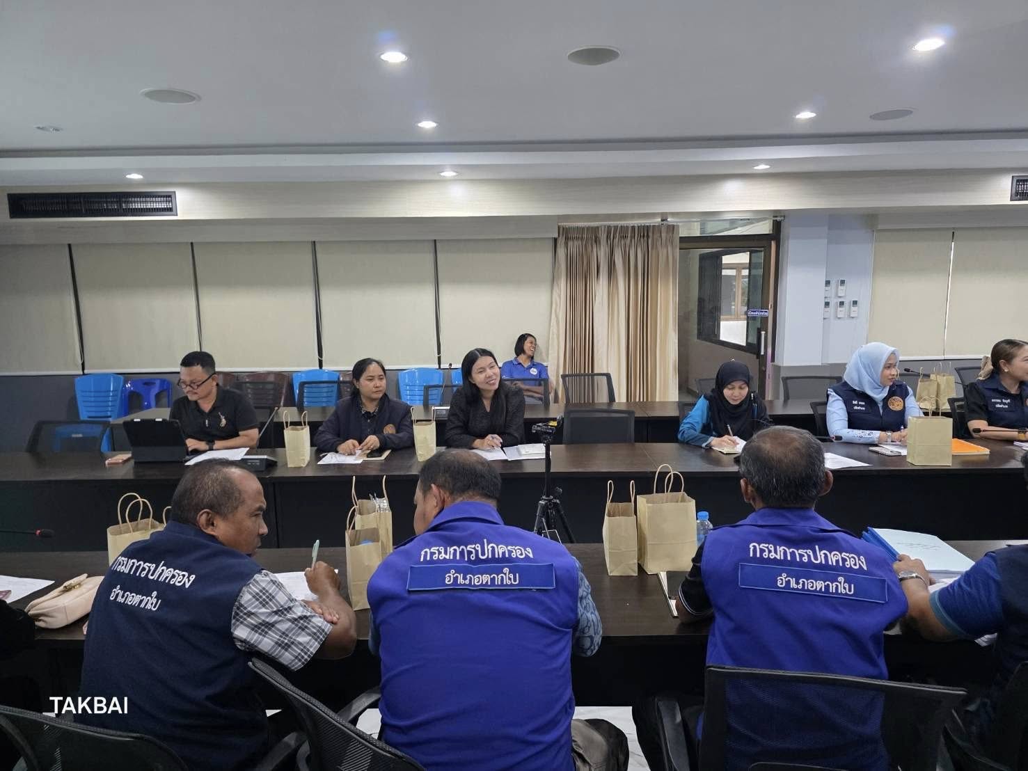 พช.ตากใบ ร่วมประชุมกำลังพลศูนย์ปฏิบัติการอำเภอตากใบ (ศปก.อ.ตากใบ)