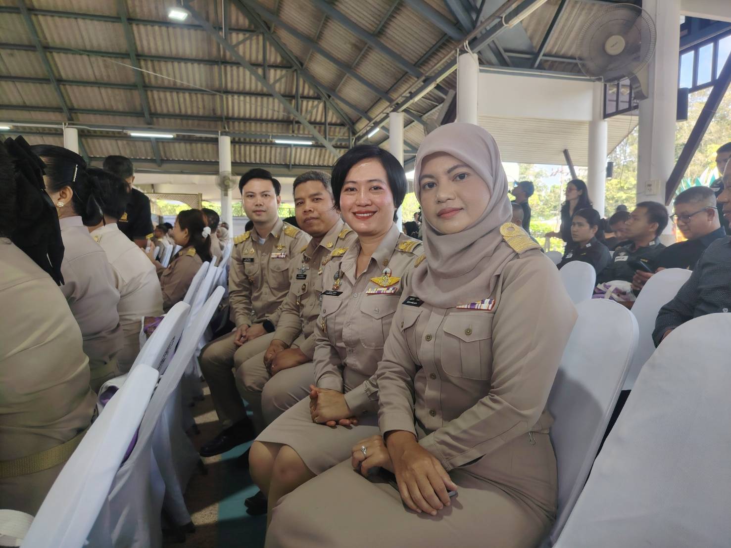 พช.ตากใบ ร่วมพิธีเปิดงาน “ชมศูนย์ศึกษา พัฒนาความรู้ ดูนิทรรศการ” ครั้งที่ 27 ประจำปี 2569