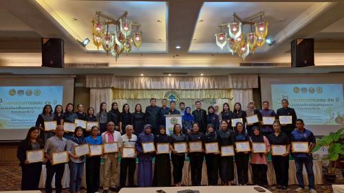 สำนักงานพัฒนาชุมชนอำเภอตากใบ ร่วมกิจกรรม “มหกรรมการออม 52 ปี” ทุนชุมชนขับเคลื่อนเศรษฐกิจฐานราก จังหวัดนราธิวาส