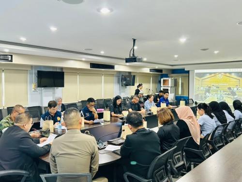 พช.ตากใบ ร่วมประชุมติดตามการขับเคลื่อนการปฏิบัติการป้องกันปราบปราม บำบัดและแก้ไขปัญหายาเสพติด ประจำปีงบประมาณ พ.ศ.2569