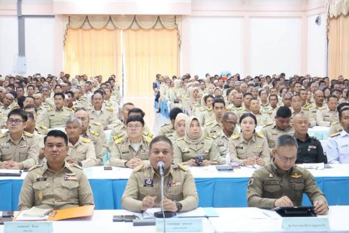 พช.ตากใบ ร่วมประชุมรับมอบนโยบายการขับเคลื่อนการดำเนินงานด้านความมั่นคงตามนโยบายรัฐบาล