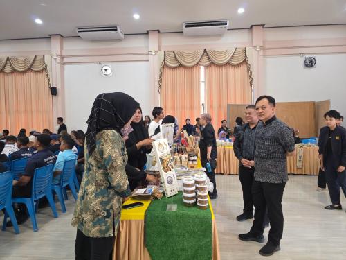 พช.ตากใบ ร่วมประชุมเพื่อขับเคลื่อนงานด้านเศรษฐกิจของจังหวัดนราธิวาส