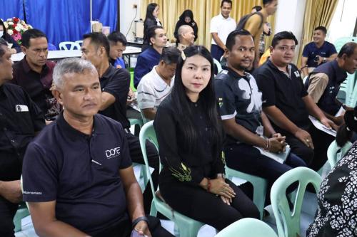 พช.ตากใบ ร่วมประชุมการลงพื้นที่ตรวจความพร้อมรองรับสถานการณ์อุทกภัย ดินโคลนถล่ม ในพื้นที่จังหวัดนราธิวาส
